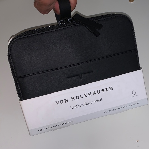 VON HOLZHAUSEN THE WATCH BAND PORTFOLIO & THE MAC BOOK SLEEVE 13’